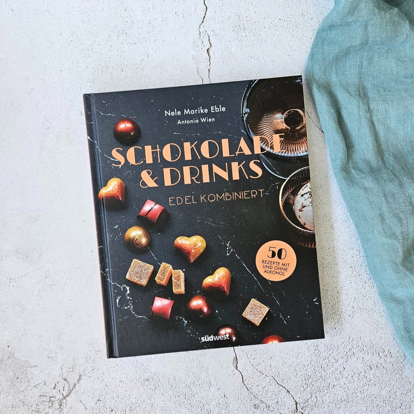 Buch Schokolade und Drinks