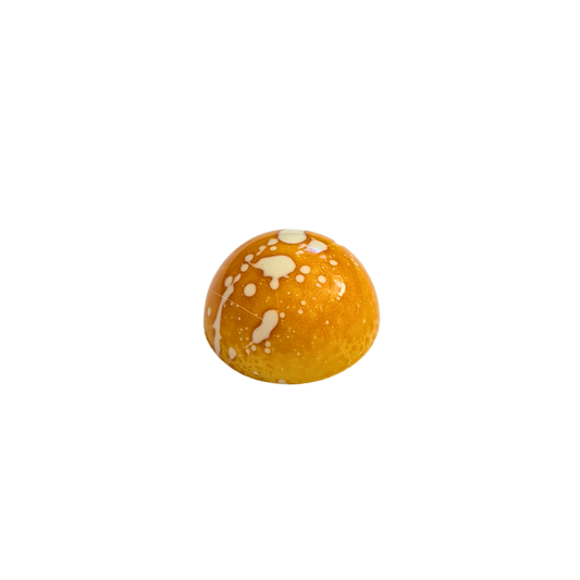 Sommerliche Praline in weißer Schokolade - Zitrone trifft auf Quark!